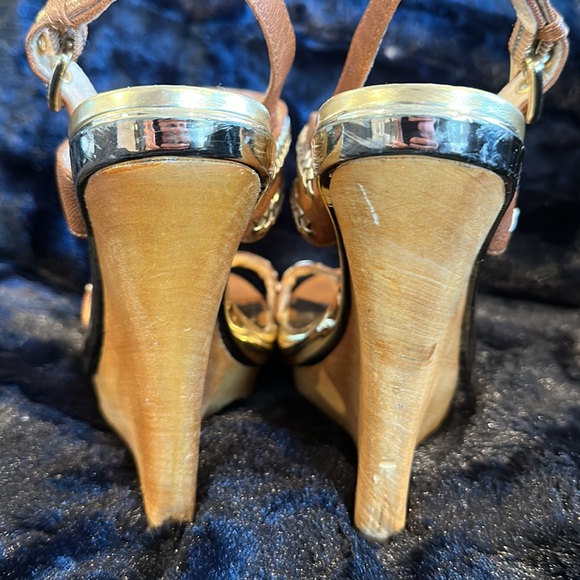Micheal by Micheal Kors Tan leather high heel wedge Sandals Size 8M - Picture 6 of 7